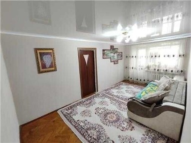 продается 3 комнатная квартира