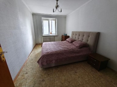 Продам 5-комн. квартиру. 4/6. Гагарина 84