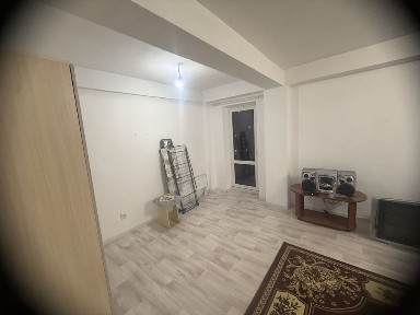 Срочно Продаю 2 ком квартиру ЖК Трилистник