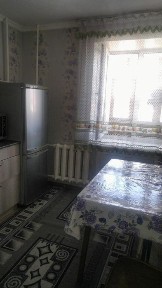 Продаётся однокомнатная квартира в центре.