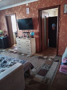 Продам четырёх комнатную квартиру