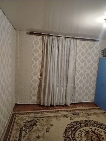 Үй сатылады 2-бөлмелі, 8-ми квартирка
