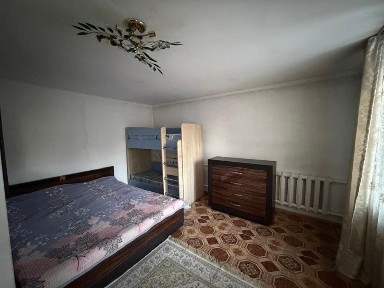 Срочно продам дом с мебелью и землей