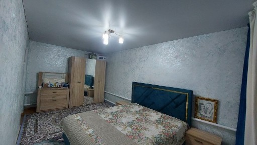 Продаётся уютный дом из 5 комнат в селе Бобровка