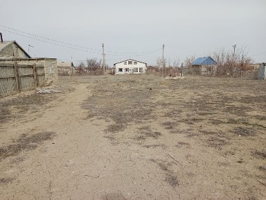 Үй сатылады, 18 соттық жерімен