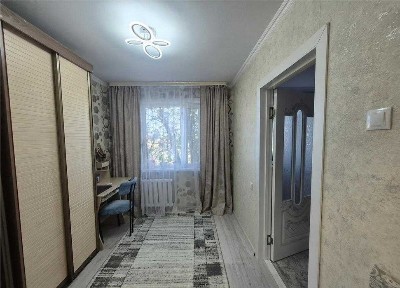 Продам 2комнатную квартиру в 12 микрорайоне с хорошим ремонтом