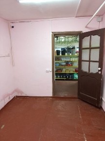 Сдам в аренду 3 помещение и места для торговли