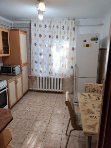 Срочно сдам 3 комнатную квартиру