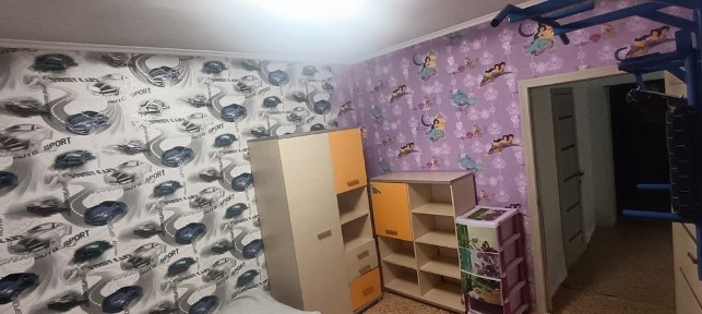 Продам квартиру 3 комнатную. Имеется пандус, заезд для инвалидов. 1 эт