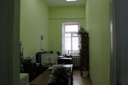 Аренда 90 кв. м на 1 эт. Под офисы, магазин, склад пом-ие или иной вид