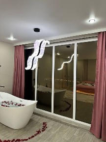 Суточный загородный домик с видом на водоём идеальный вариант для пре