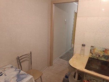 Продам 2ком. Квартиру около Роддома