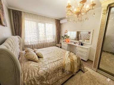 4-комнатная квартира со свежим ремонтом рядом с Гранд парком и Сайран