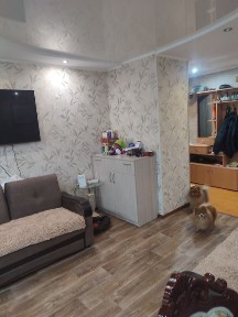 Продам трешку на 5микрорайоне