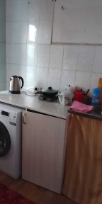 Продам 2-комн. квартиру возле УАК