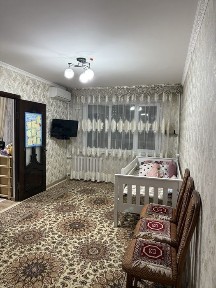 Продам 4-х комнатную квартиру, на 3этаже, Восток 17-дом