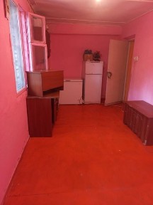 Общежития. Срочно, продам 4ех комн. кв. Общижитье.