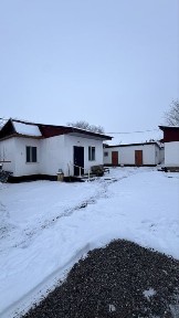 Продается 2 уютный, светлый дом со свежим ремонтом.