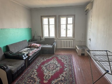 Сдам двушку возле центрального рынка