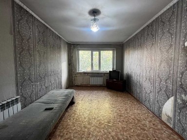Продам 2-комнатную квартиру 16-микр. Срочно ТОРГ !