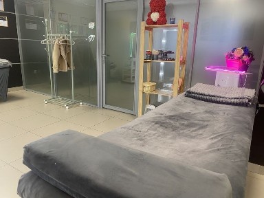 Срочно сдам в аренду кушетку 40000 тг в месяц, ватцап 87066091520