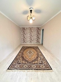 Продаётся 2 комнатная квартира, район 7 школа.