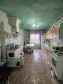 Продам отдельно стоящий трехкомнатный дом