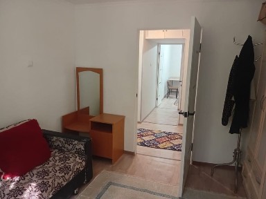 Трёхкомнатная квартира, сдается в аренду.