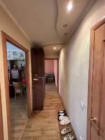Продам 3-х комнатную квартиру на Ержанова 61.