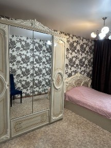 Продам 2-х комнатную квартиру 52 квадрата район Кск бульвар молодежи!