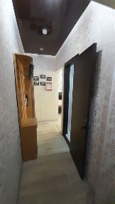 Продается 2- ком, теплая, светлая