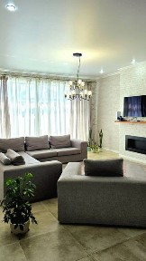 Мкр. Тассай, кирпичный дом 240 кв. м.