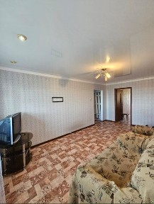 Продам 2 - комнатную квартиру
