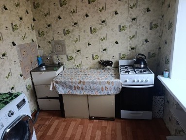 Сдам 2 комнатную квартиру в районе площади