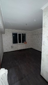 2-х комнатная квартира город Тараз 12 мкр. На первом этаже. Все рядом.