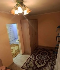 2 комнатная Сейфуллина/Толе би. Срочно