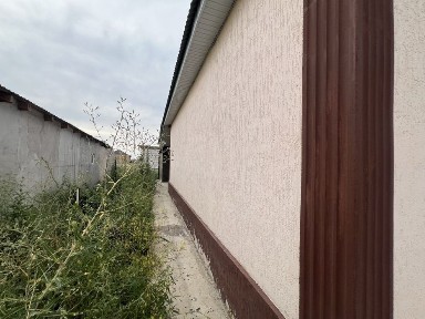 Ст. чемолган үй сатылады