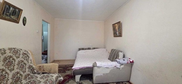 1 комнатную улучшенной планировки по Металлургов