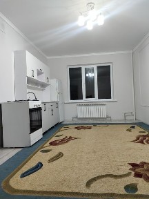 Сдаётся в аренду на длительный срок 2х комнатная квартира на 3-этаже.