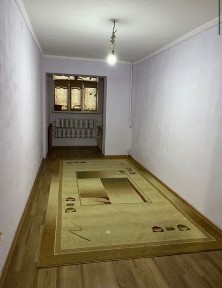 8 мкр-дан 3 бөлмелі үй сатылады.