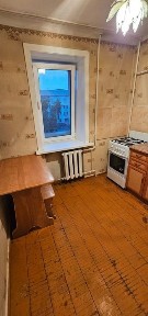 Продам 2 ком квартиру в р-оне Каравана