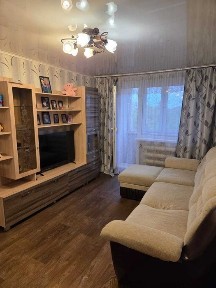 Продам 1 к. кв. в доме 1993 г. п. с большой кухней в районе 8 школы