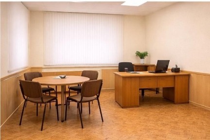 База торговая: 0,3га, склады 1000 м², офисы 1 000 м², 200 м от ул Абая