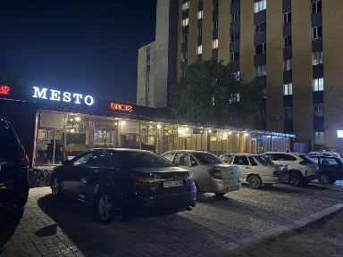 Продам двухкомнатную квартиру в центре города на набережной