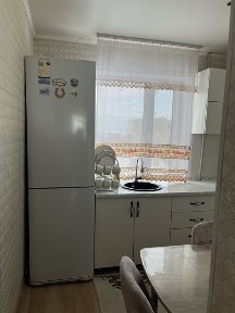 Продаи 3-х комн квартиру по Валиханова 49