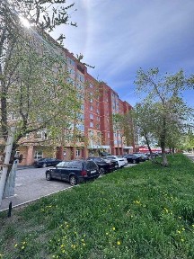 Коммерческое помещение в самом центре города ( цоколь)