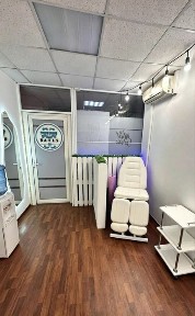 Сдам маникюрный стол