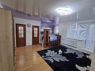 Продается трехкомнатная квартира новой планировки в районе 