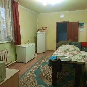 Продам дом с участком 10 соток в Сатае