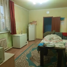 Продам дом с участком 10 соток в Сатае